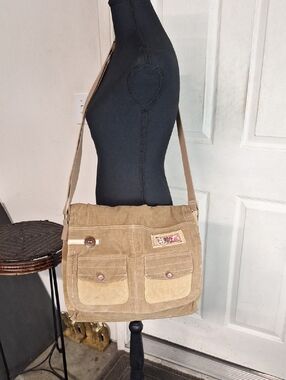 Roxy messenger bag corduroy Tan